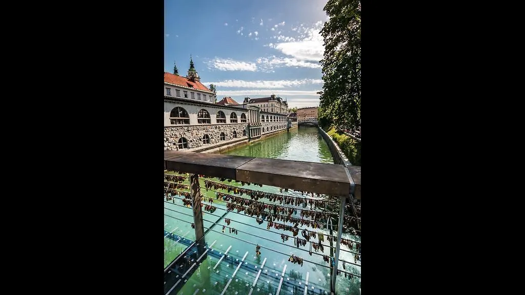 Bright Apartment Любляна Словения